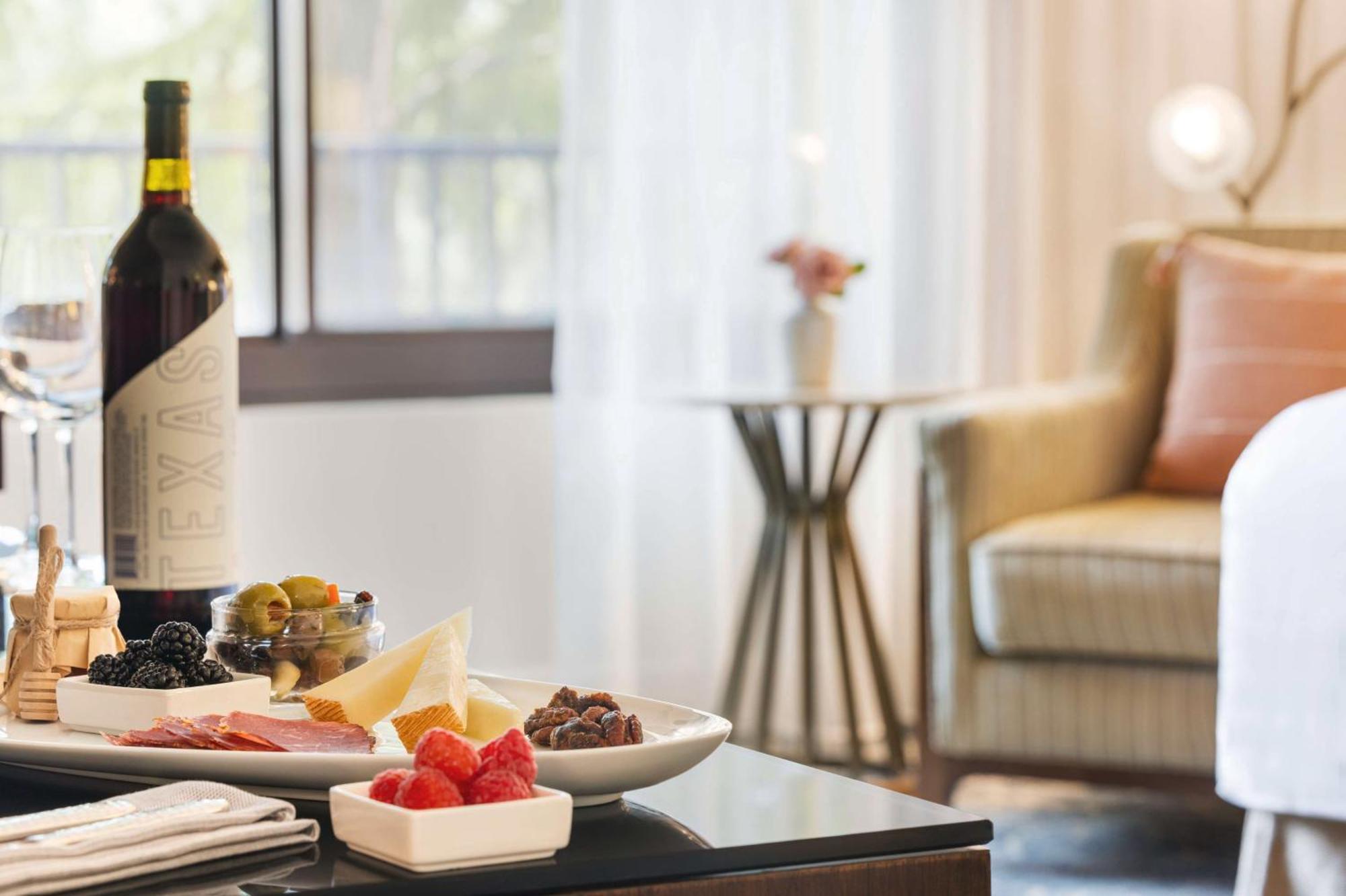 The Woodlands Resort, Curio Collection By Hilton Extérieur photo