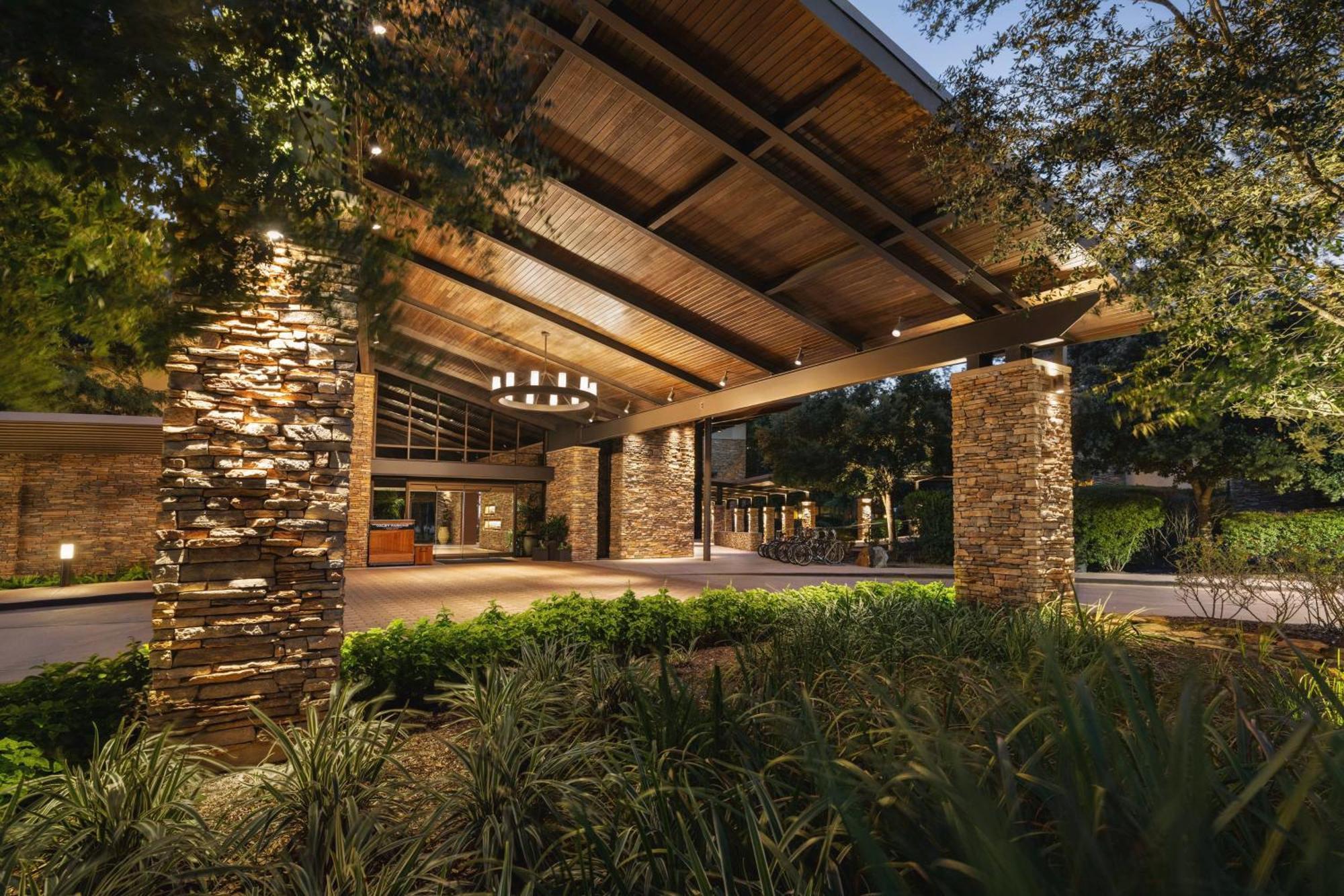 The Woodlands Resort, Curio Collection By Hilton Extérieur photo